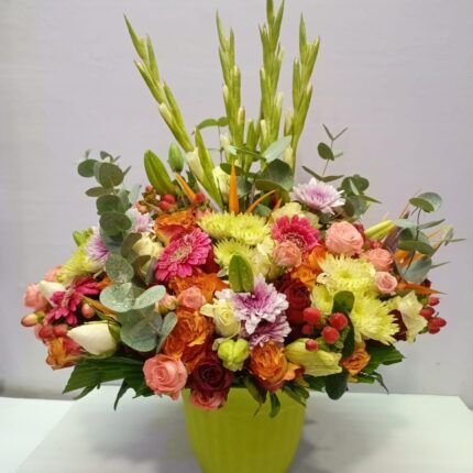Flower vase lilies