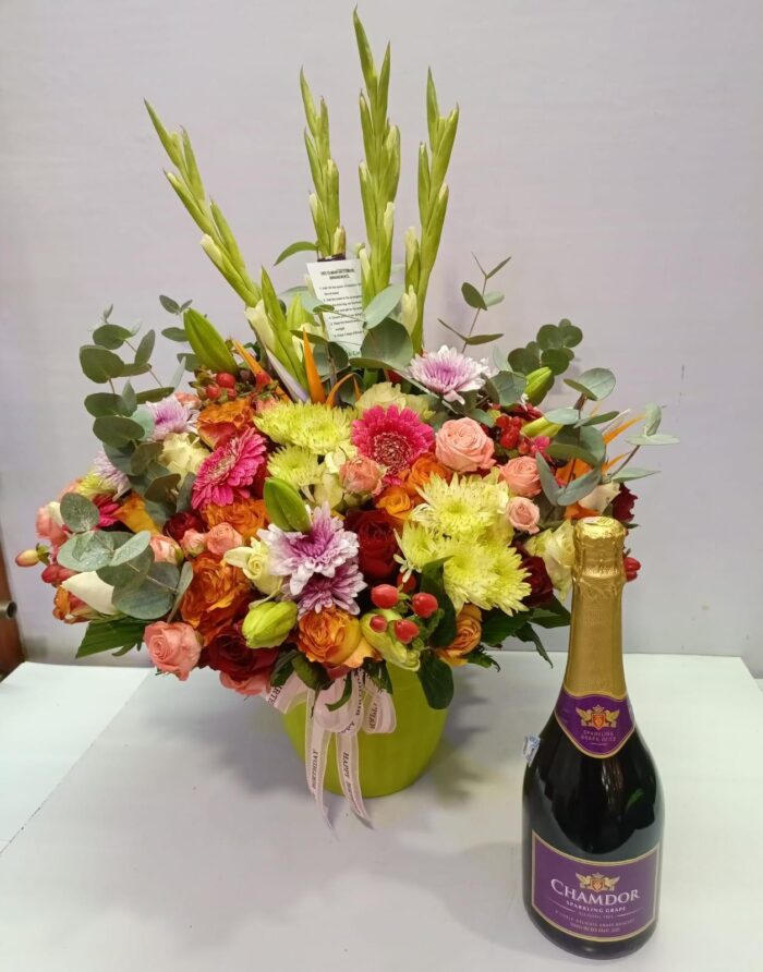 Lillies flower bouquet and Chamdor