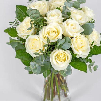 24 Cream White Roses in a Vase