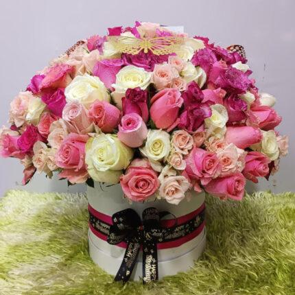 Mixed Roses in Round Gift Box