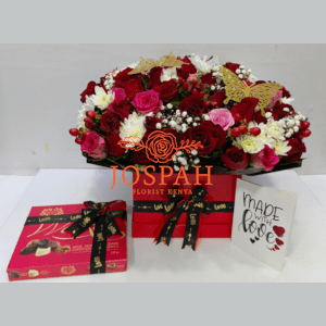 Valentines Day Hat Box Bouquet and Gifts – Wild Romance