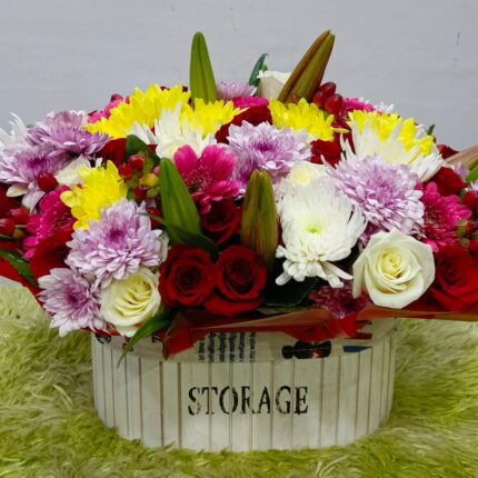 Vibrant Bloom Box – Mixed Flower Arrangement